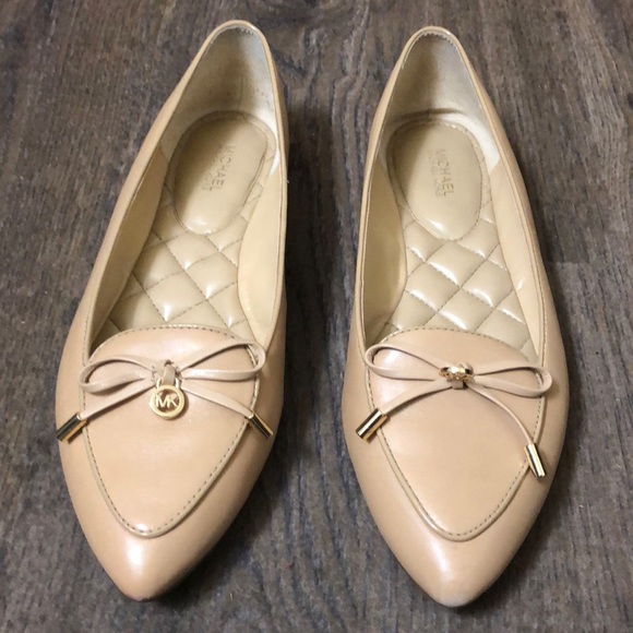 michael kors flats canada